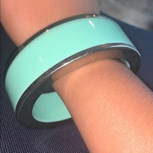 Express bangle